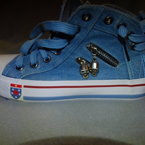 NWOT- Women's size 7 Guoan Skull Canvas High Top sneakers - Picture 4 of 9